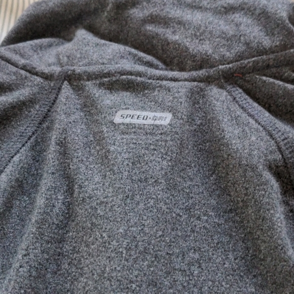 3 for $10 - Spalding Quarter Zip - Picture 6 of 7